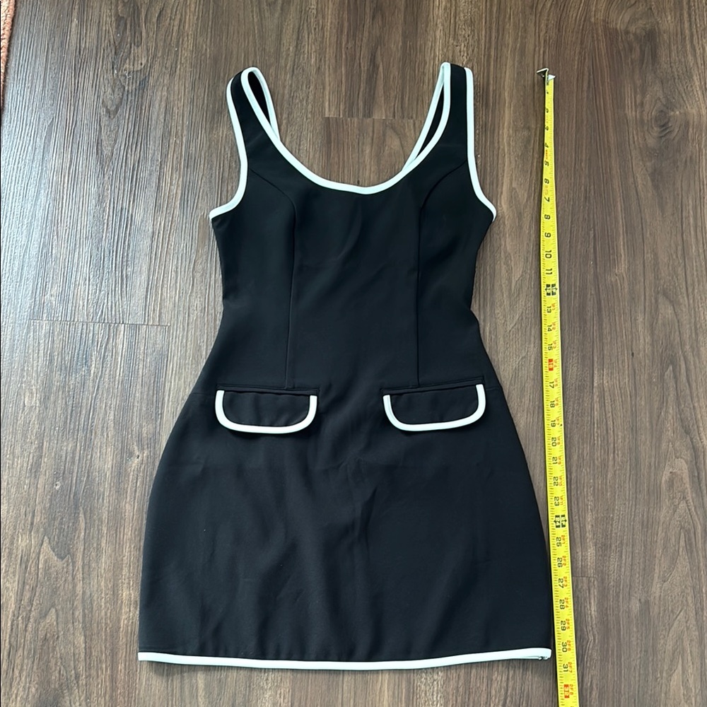 Commense Black and White Sheath Mini Dress
